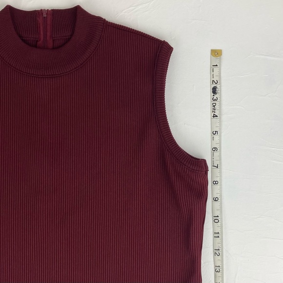 70s vintage mock turtle, sleeveless top - Picture 11 of 16